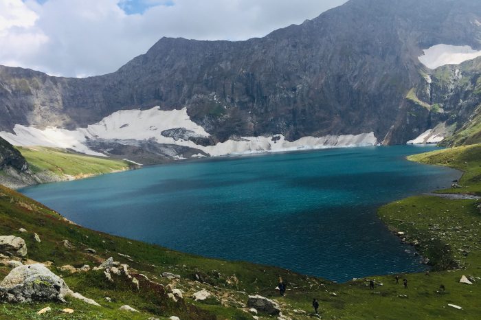 Ratti Galli Lake